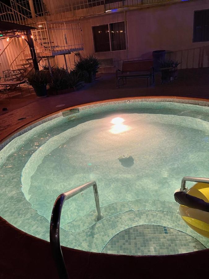 Sandpiper Springs Retreat & Spa Desert Hot Springs Exterior photo
